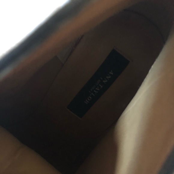 Ann Taylor size 8 Lace up Booties - Picture 7 of 7